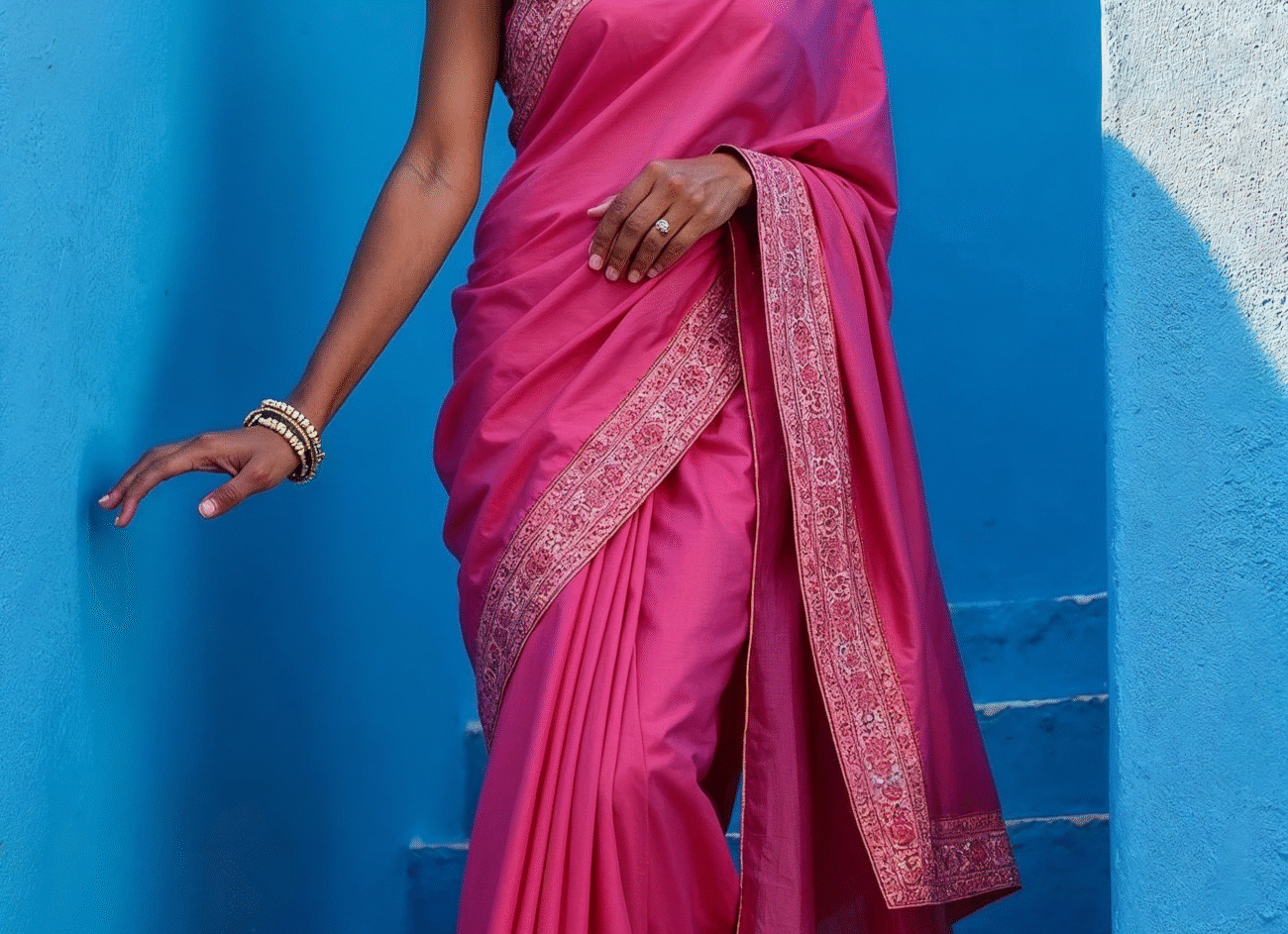 The Story Behind the Sari – A Journey Through Tradition and Style